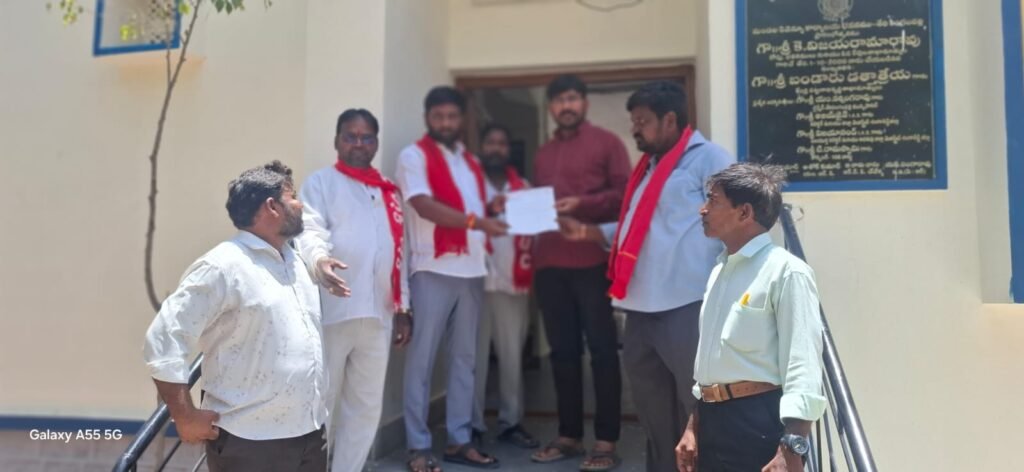 ఈదులకుంట చెరువును..చెర నుండి విడిపించండి